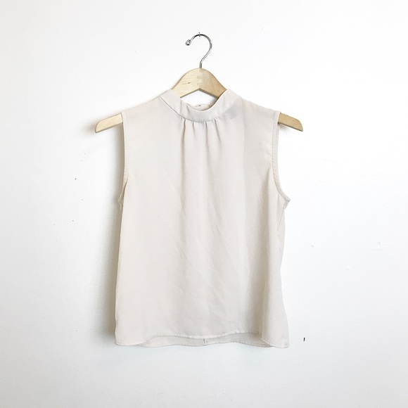 Forever 21 Tops - F21 Sleeveless Mock Neck Chiffon Blouse
